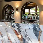 & Restaurants - Maison Chabran Отель Пон-де-л'Изер