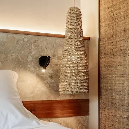 Hotel & Restaurants - Maison Chabran 4*