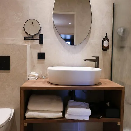 & Restaurants - Maison Chabran Hotel