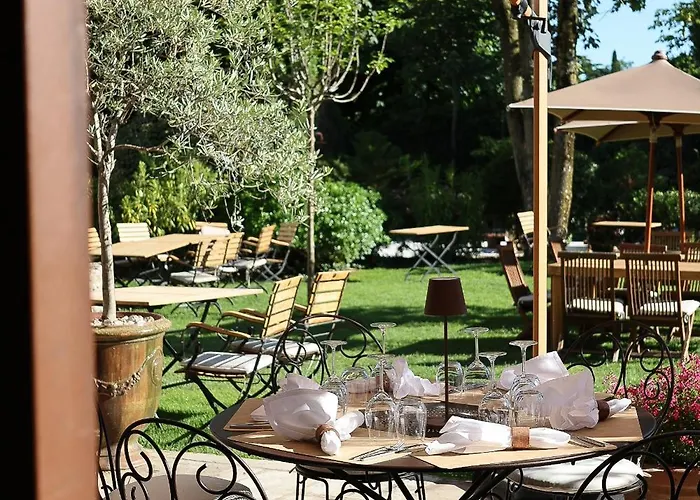 Hotel & Restaurants - Maison Chabran
