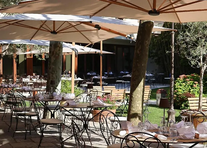 & Restaurants - Maison Chabran Hotel 4*