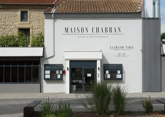 & Restaurants - Maison Chabran 4* Pont-de-lʼIsère