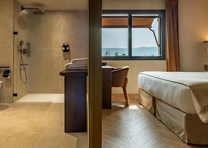& Restaurants - Maison Chabran Hotel