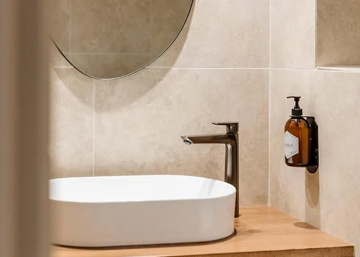 & Restaurants - Maison Chabran Hotel 4*