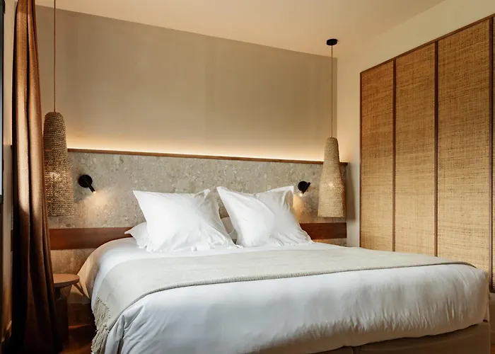 & Restaurants - Maison Chabran 4*