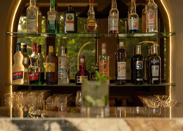 Hotel & Restaurants - Maison Chabran