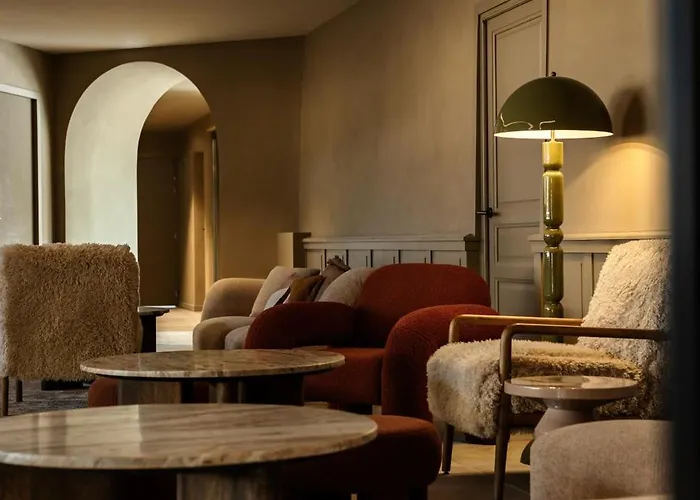 & Restaurants - Maison Chabran Hotel Pont-de-lʼIsère