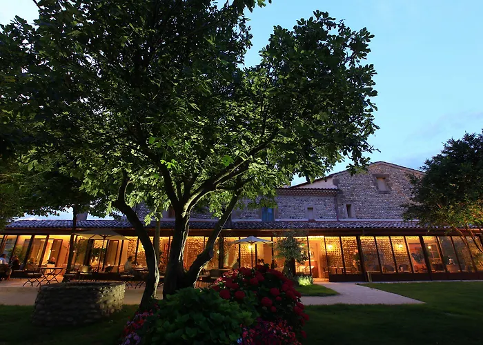 & Restaurants - Maison Chabran 4* Pont-de-lʼIsère