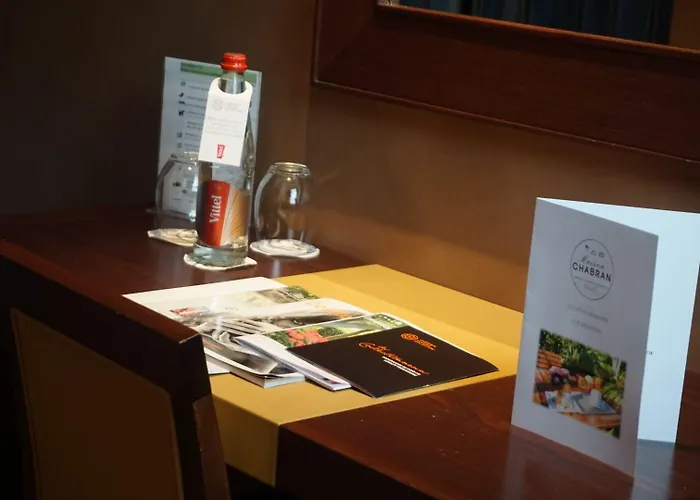 & Restaurants - Maison Chabran Pont-de-lʼIsère