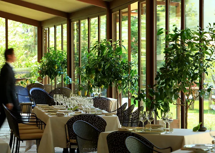 & Restaurants - Maison Chabran Hotel 4*