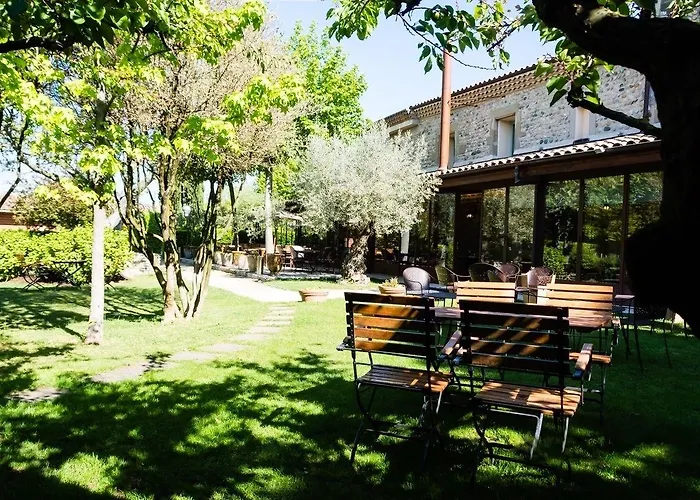 & Restaurants - Maison Chabran Hotel