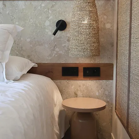 & Restaurants - Maison Chabran