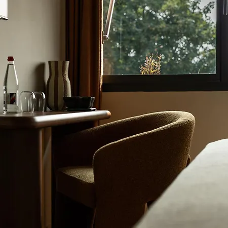& Restaurants - Maison Chabran 4* Pont-de-lʼIsère