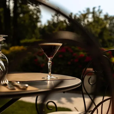 Hotel & Restaurants - Maison Chabran