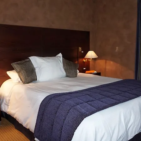 Hotel Hotel&restaurants - Maison Chabran Pont-de-lʼIsère