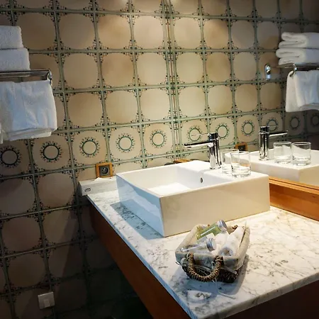 Hotel&restaurants - Maison Chabran 4*