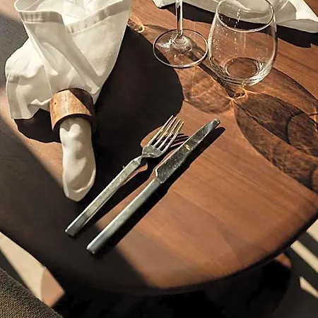 & Restaurants - Maison Chabran Hotel Pont-de-lʼIsère