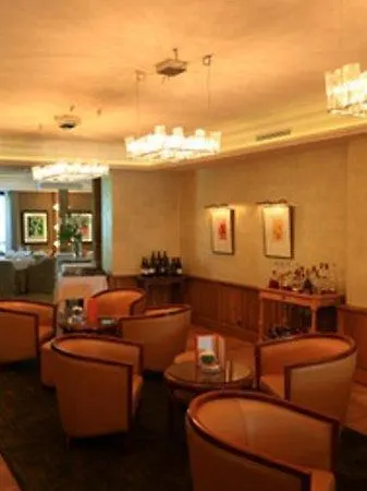 Hotel&restaurants - Maison Chabran Hotel Pont-de-lʼIsère