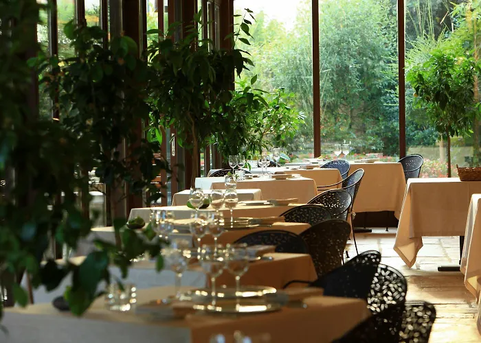 & Restaurants - Maison Chabran Pont-de-lʼIsère