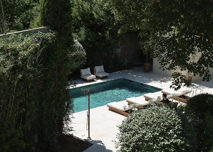 & Restaurants - Maison Chabran Pont-de-lʼIsère